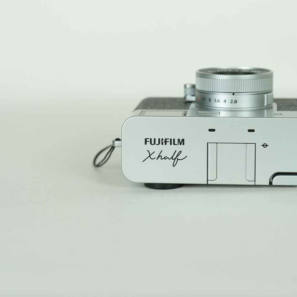 FUJIFILM X half X-HF1の出品 | ONE SCENE（ワンシーン）
