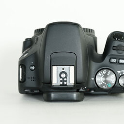 Canon EOS Kiss X9