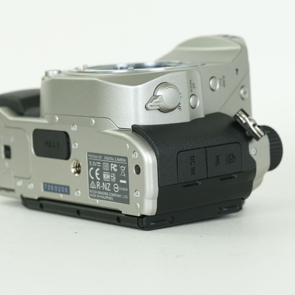 PENTAX KP ボディ シルバー PENTAX KP ボディ シルバー