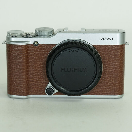 FUJIFILM X-A1 ボディ ブラウン FUJIFILM X-A1 ボディ ブラウン
