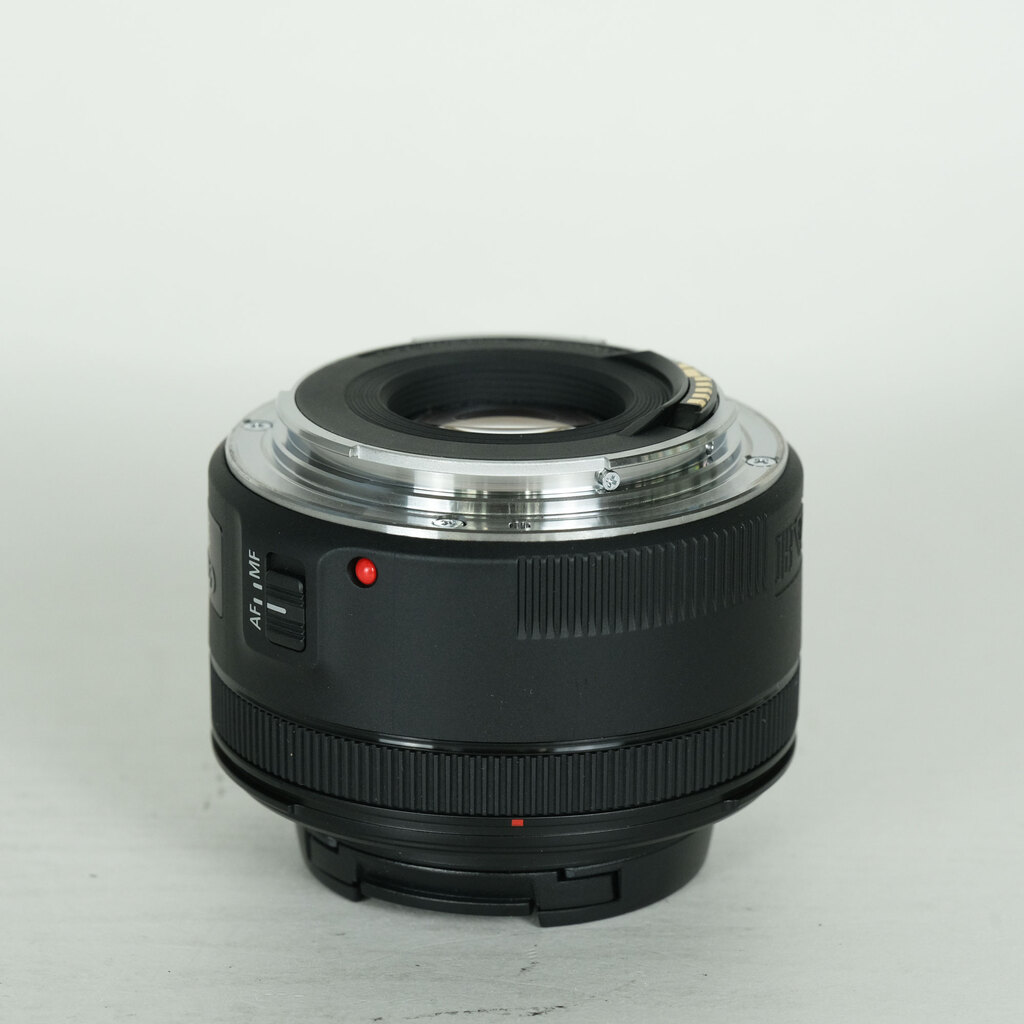 Canon EF50mm F1.8 STMの出品 | ONE SCENE（ワンシーン）