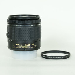 Nikon AF-P DX NIKKOR 18-55mm F3.5-5.6G VR Nikon AF-P DX NIKKOR 18-55mm F3.5-5.6G VR