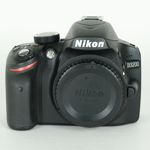 Nikon D3200ボディ ブラックの出品 | ONE SCENE（ワンシーン）