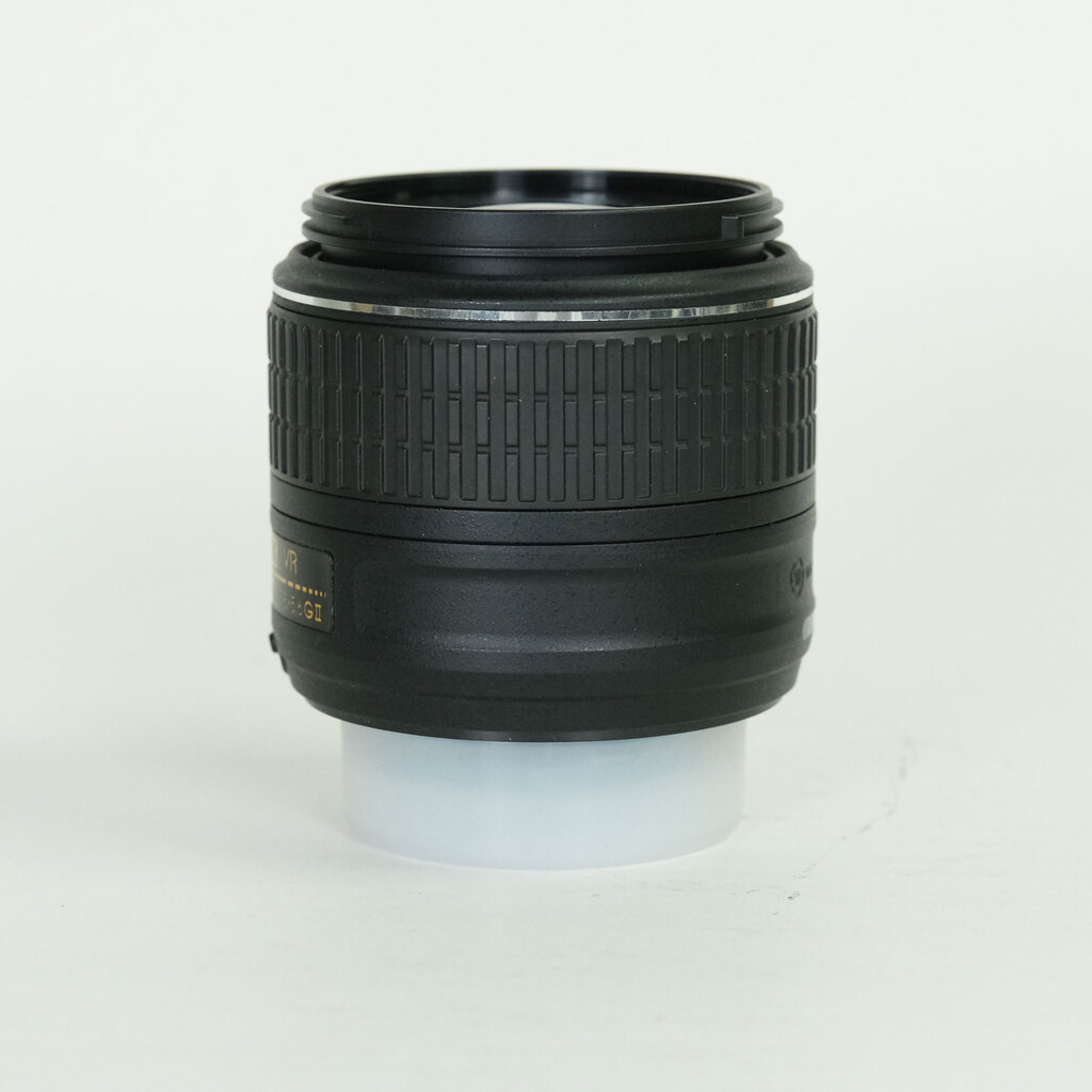 Nikon AF-S DX NIKKOR 18-55mm f3.5-5.6G VR II