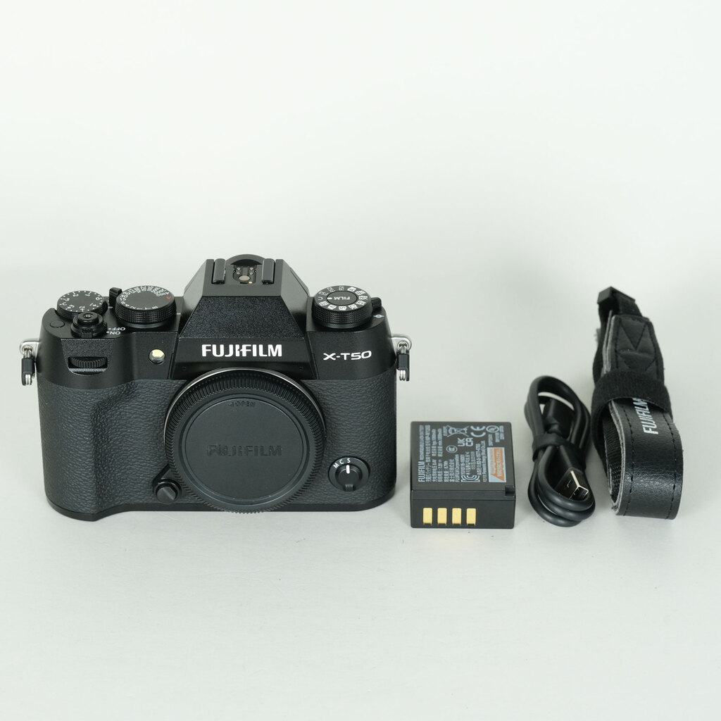 FUJIFILM X-T50 [�{�f�B �u���b�N]