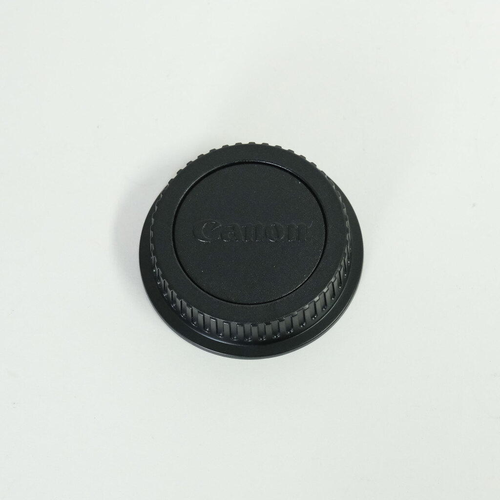 Canon EF-S15-85mm F3.5-5.6 IS USM