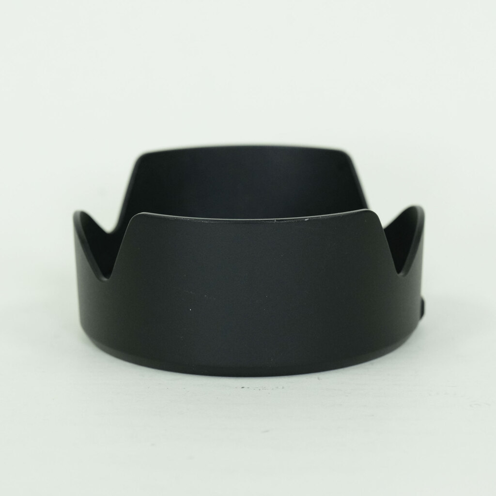 Canon EF-S18-135mm F3.5-5.6 IS USM