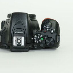 Nikon D5600