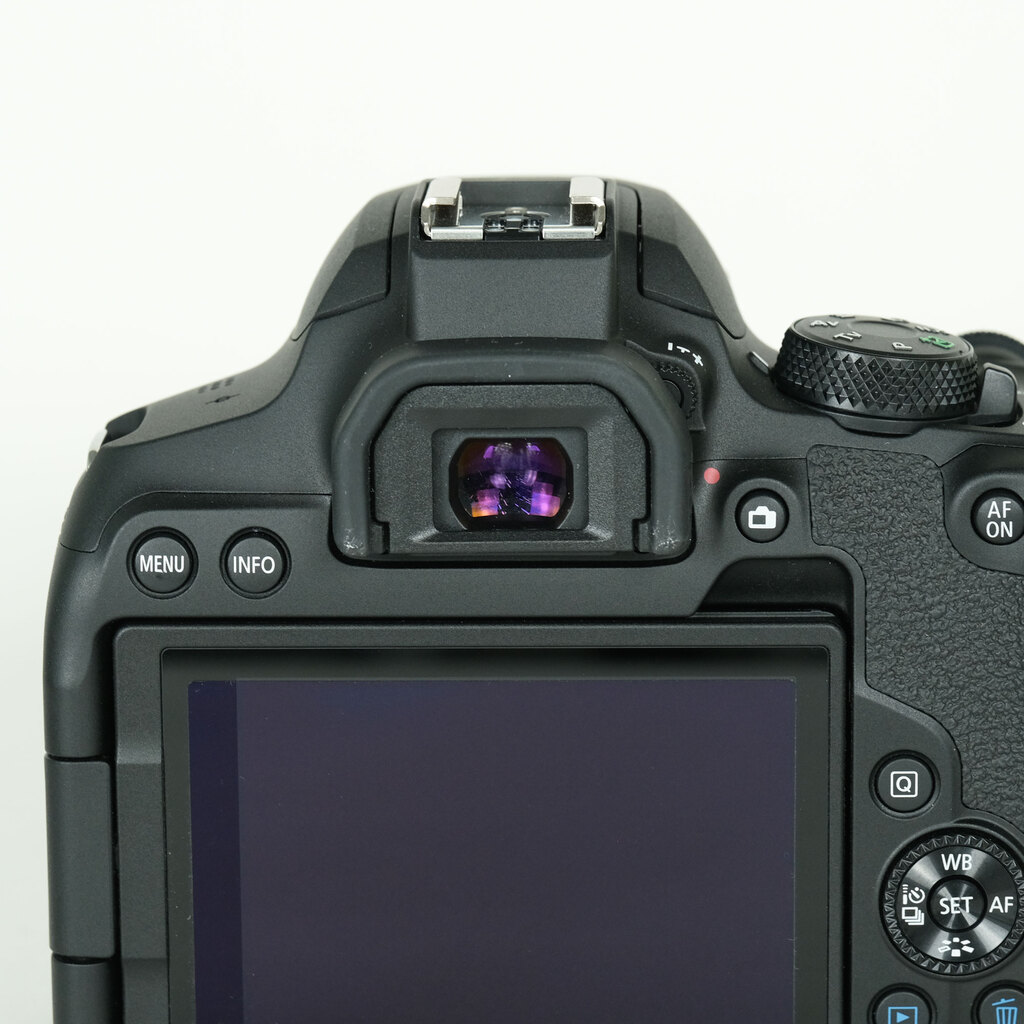 Canon EOS Kiss X10i Canon EOS Kiss X10i