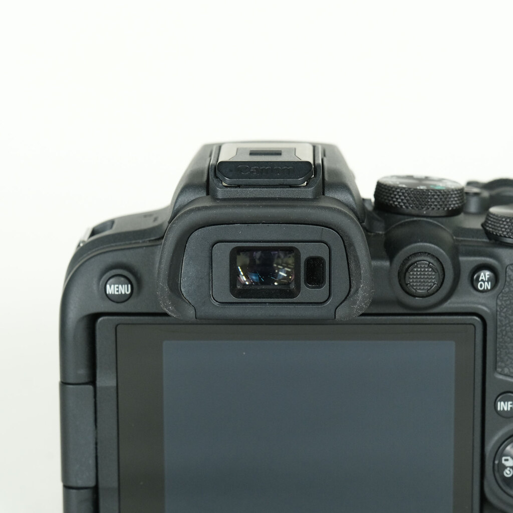 Canon EOS R10 Canon EOS R10