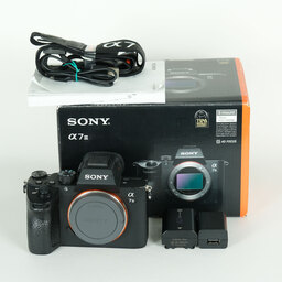 SONY α7 III（ILCE-7M3）