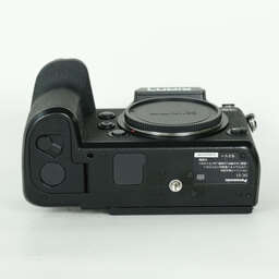 Panasonic LUMIX DC-S1 Panasonic LUMIX DC-S1
