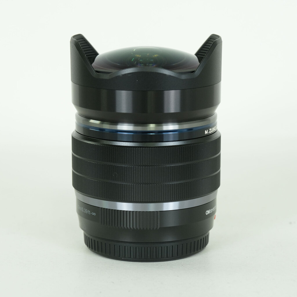 OLYMPUS M.ZUIKO DIGITAL ED 8mm F1.8 Fisheye PRO