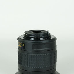 Nikon AF-P DX NIKKOR 10-20mm F4.5-5.6G VR
