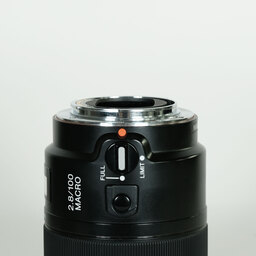 SONY 100mm F2.8 マクロ SAL100M28(ソニーA用) SONY 100mm F2.8 マクロ SAL100M28(ソニーA用)