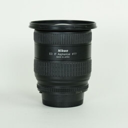 Nikon Ai AF Zoom-Nikkor 18-35mm F3.5-4.5D IF-ED Nikon Ai AF Zoom-Nikkor 18-35mm F3.5-4.5D IF-ED