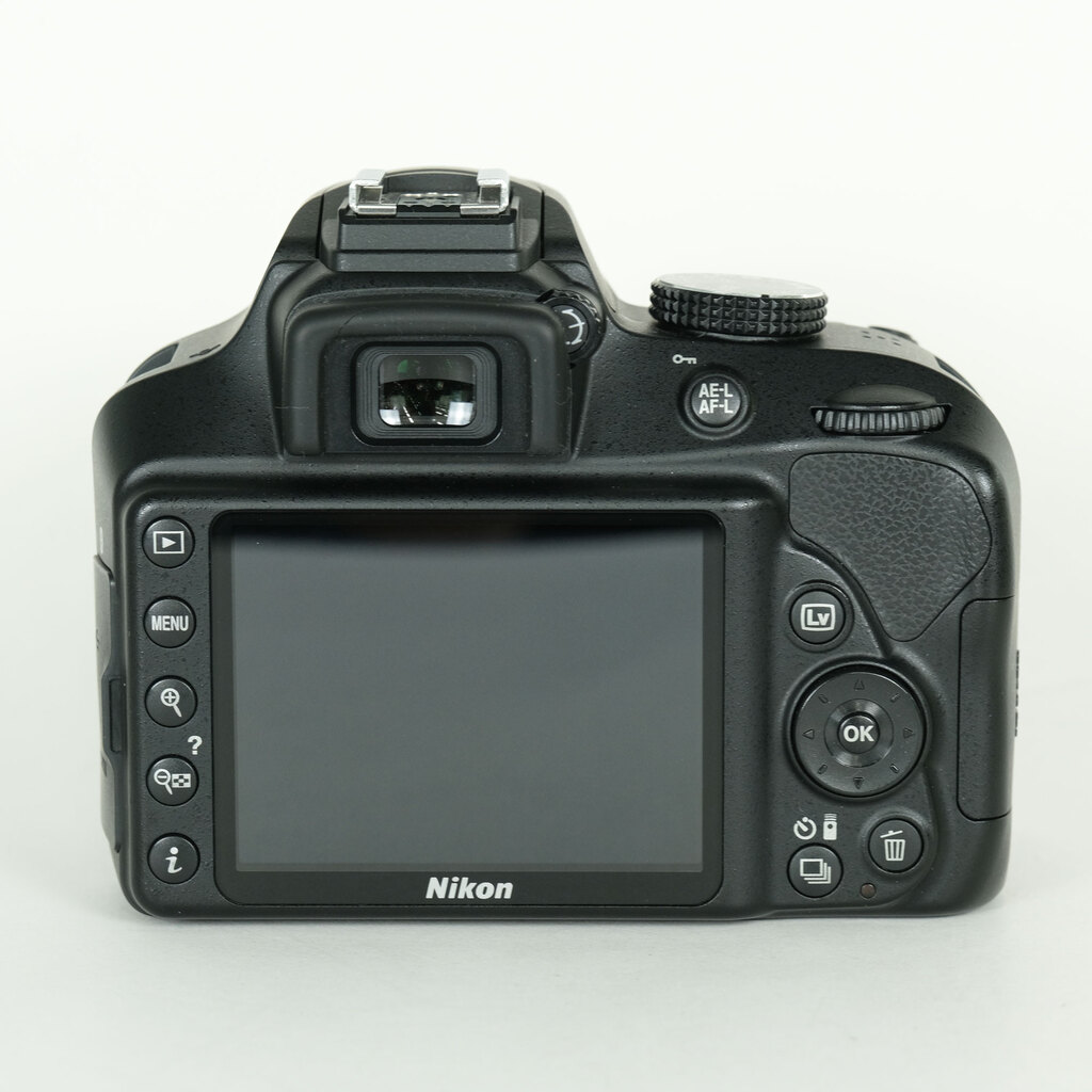 Nikon D3400 Nikon D3400