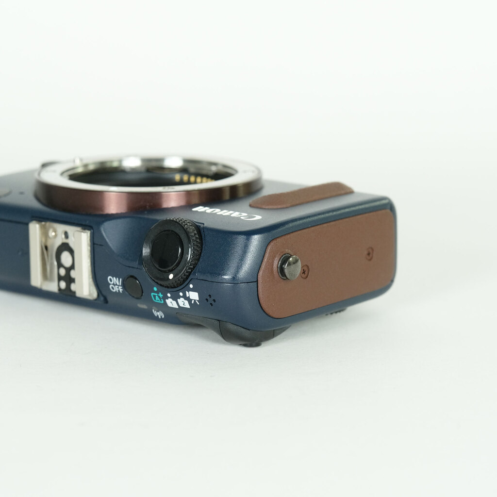 Canon EOS M2 ボディ ベイブルー