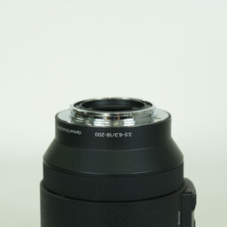 SONY E PZ 18-200mm F3.5-6.3 OSS SELP18200