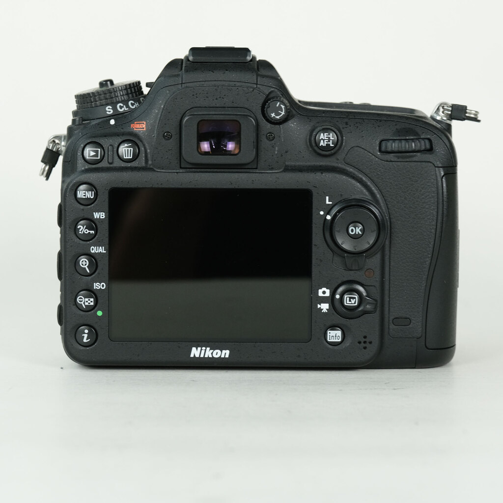 Nikon D7100