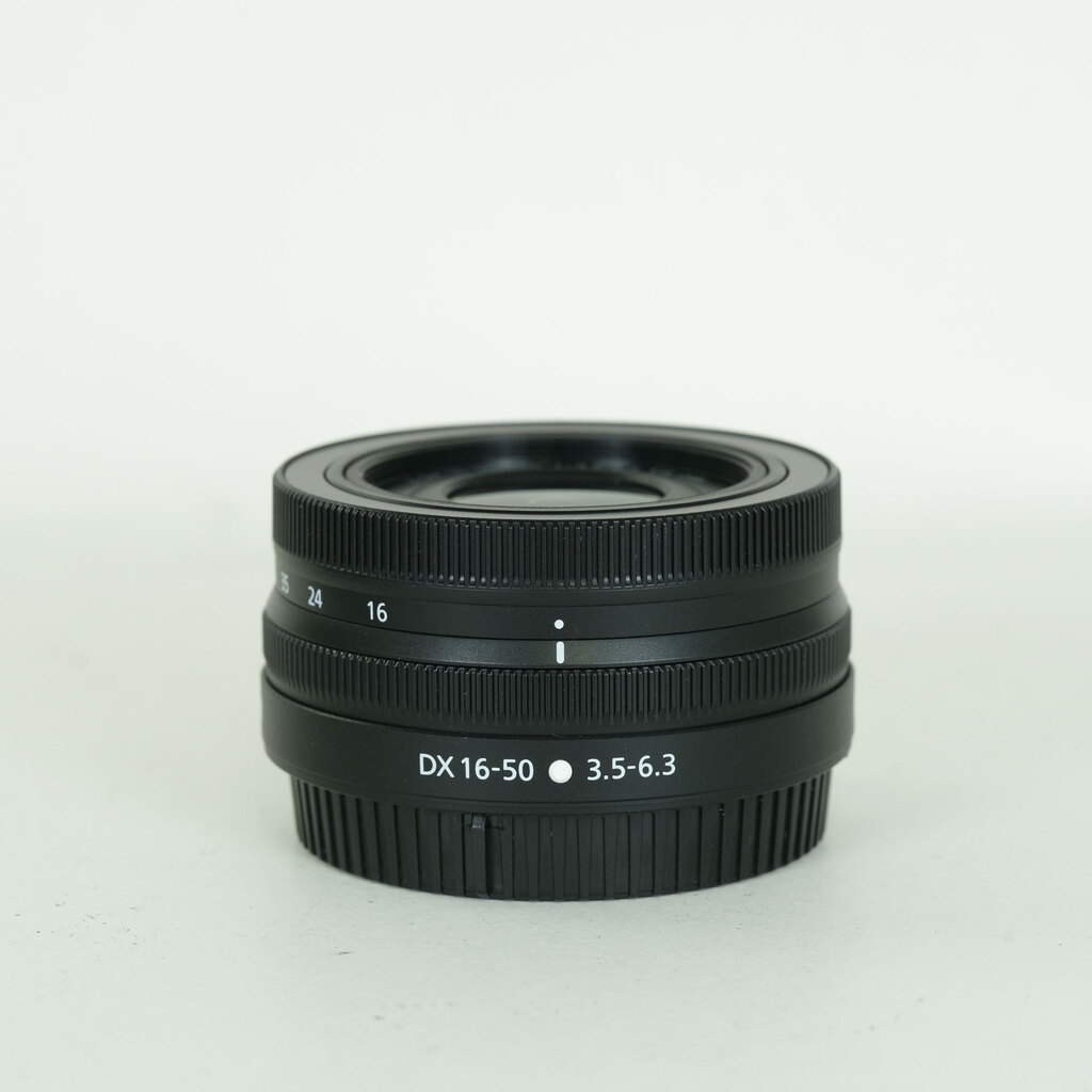 Nikon NIKKOR Z DX 16-50mm f/3.5-6.3 VR Nikon NIKKOR Z DX 16-50mm f/3.5-6.3 VR