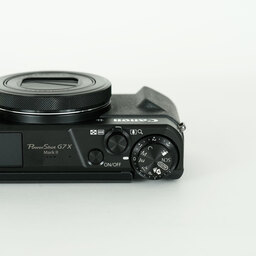 Canon PowerShot G7X Mark II