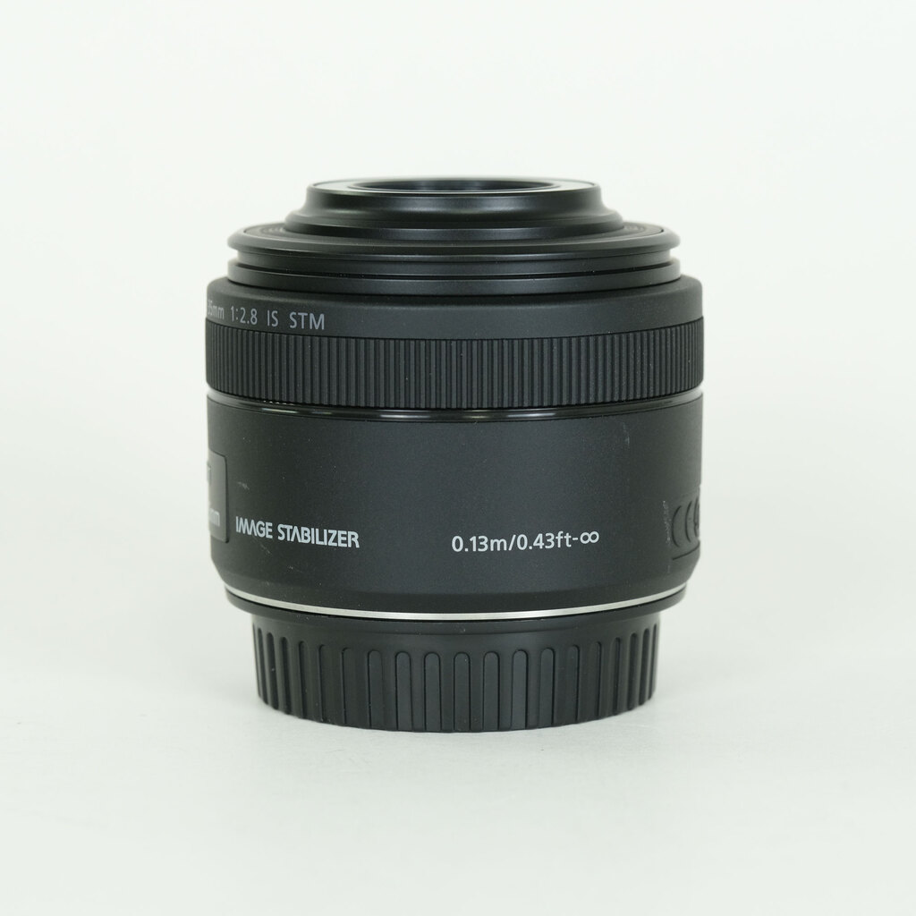 Canon EF-S35mm F2.8 マクロ IS STM