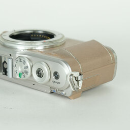 OLYMPUS PEN E-PL10