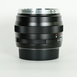 Carl Zeiss Planar T* 50mm F1.4 ZE [キヤノンEF用]