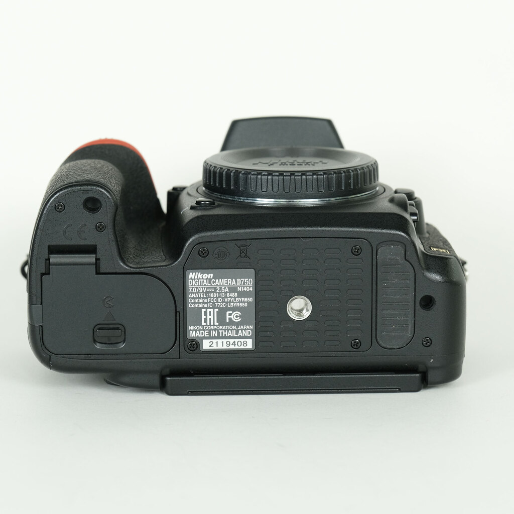 Nikon D750