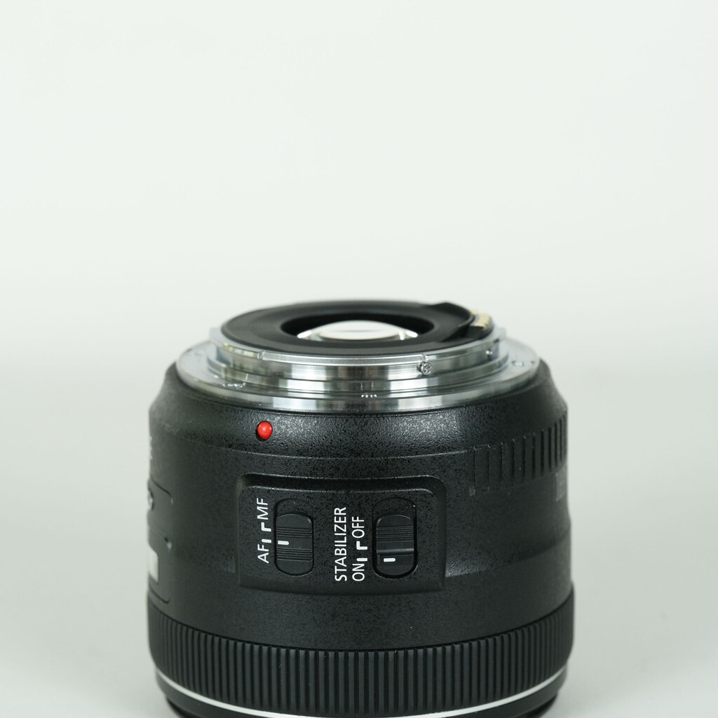 Canon EF35mm F2 IS USM Canon EF35mm F2 IS USM