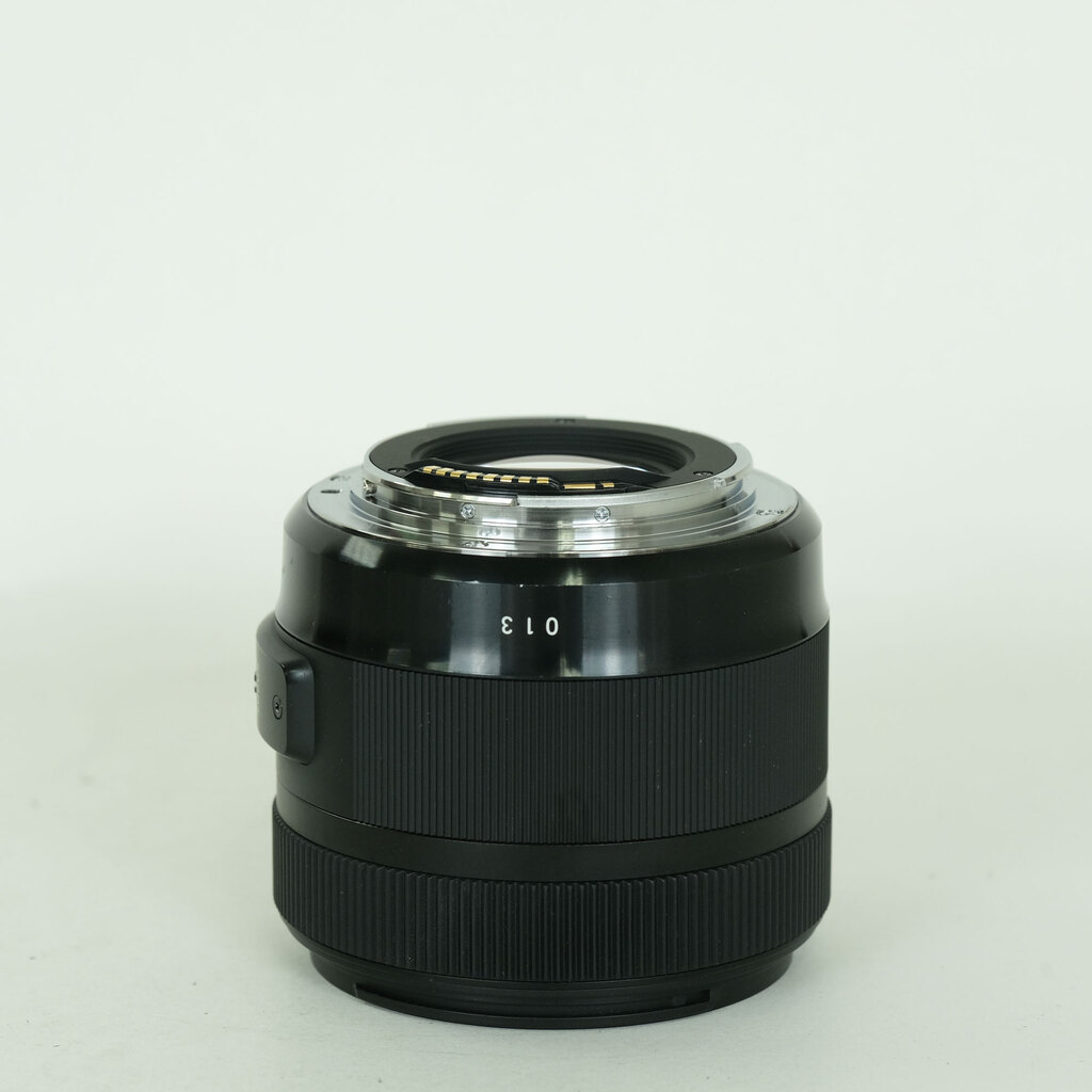 SIGMA 30mm F1.4 DC HSM | Art [キヤノン用]