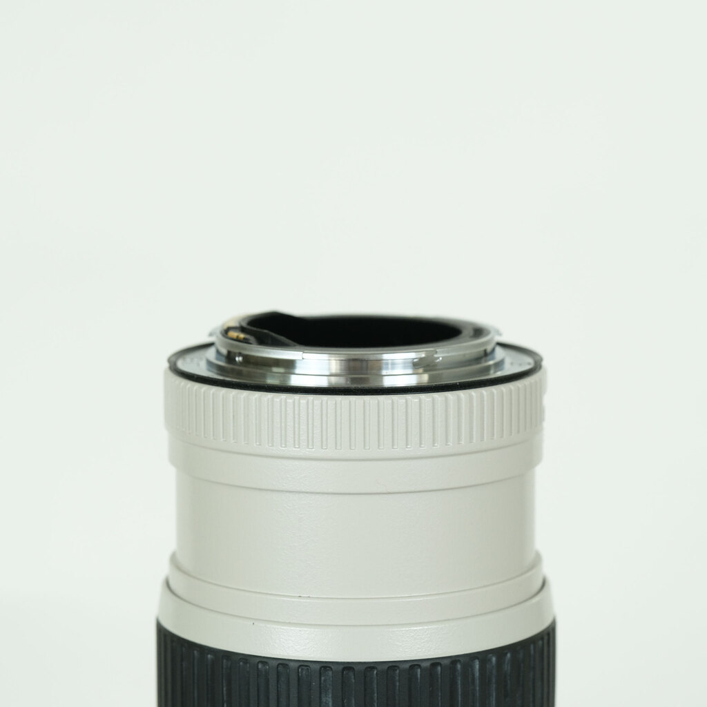 Canon EF70-200mm F4L IS USM Canon EF70-200mm F4L IS USM