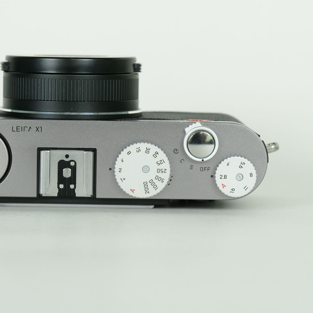 leica x1 スチールグレー LEICA X1 スチールグレーの出品 | ONE SCENE（ワンシーン）