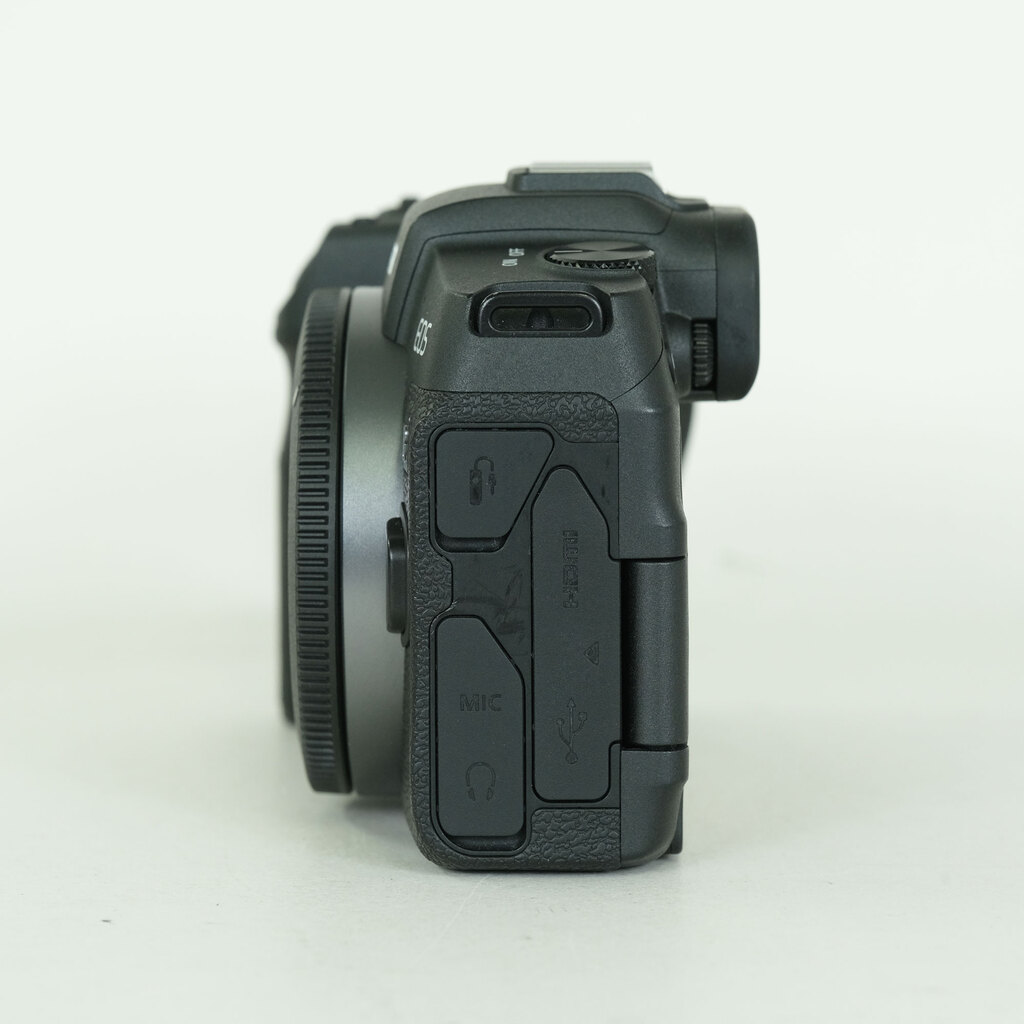 Canon EOS RP Canon EOS RP