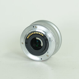 Panasonic LEICA DG SUMMILUX 15mm F1.7 ASPH. Panasonic LEICA DG SUMMILUX 15mm F1.7 ASPH.