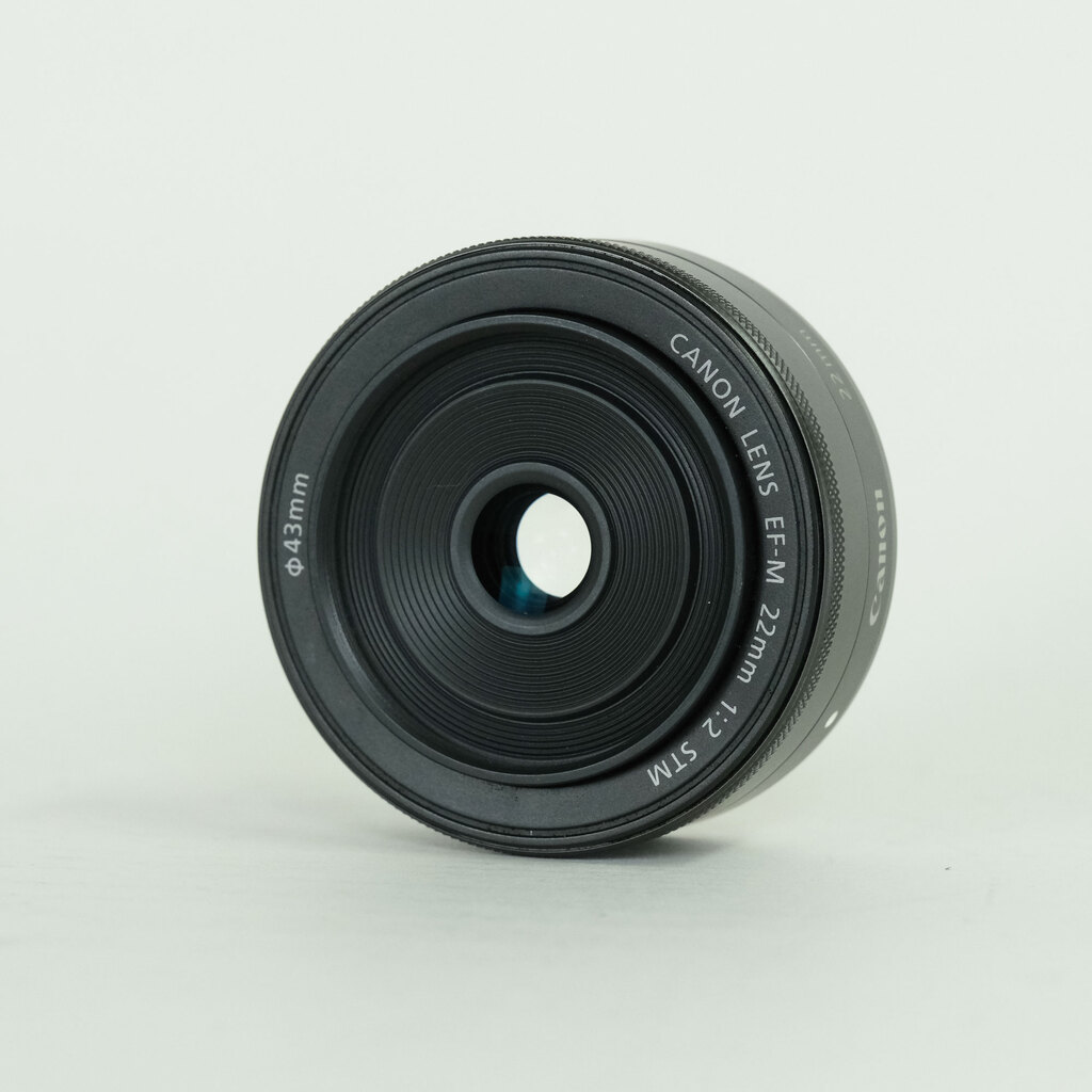 Canon EF-M22mm F2 STM