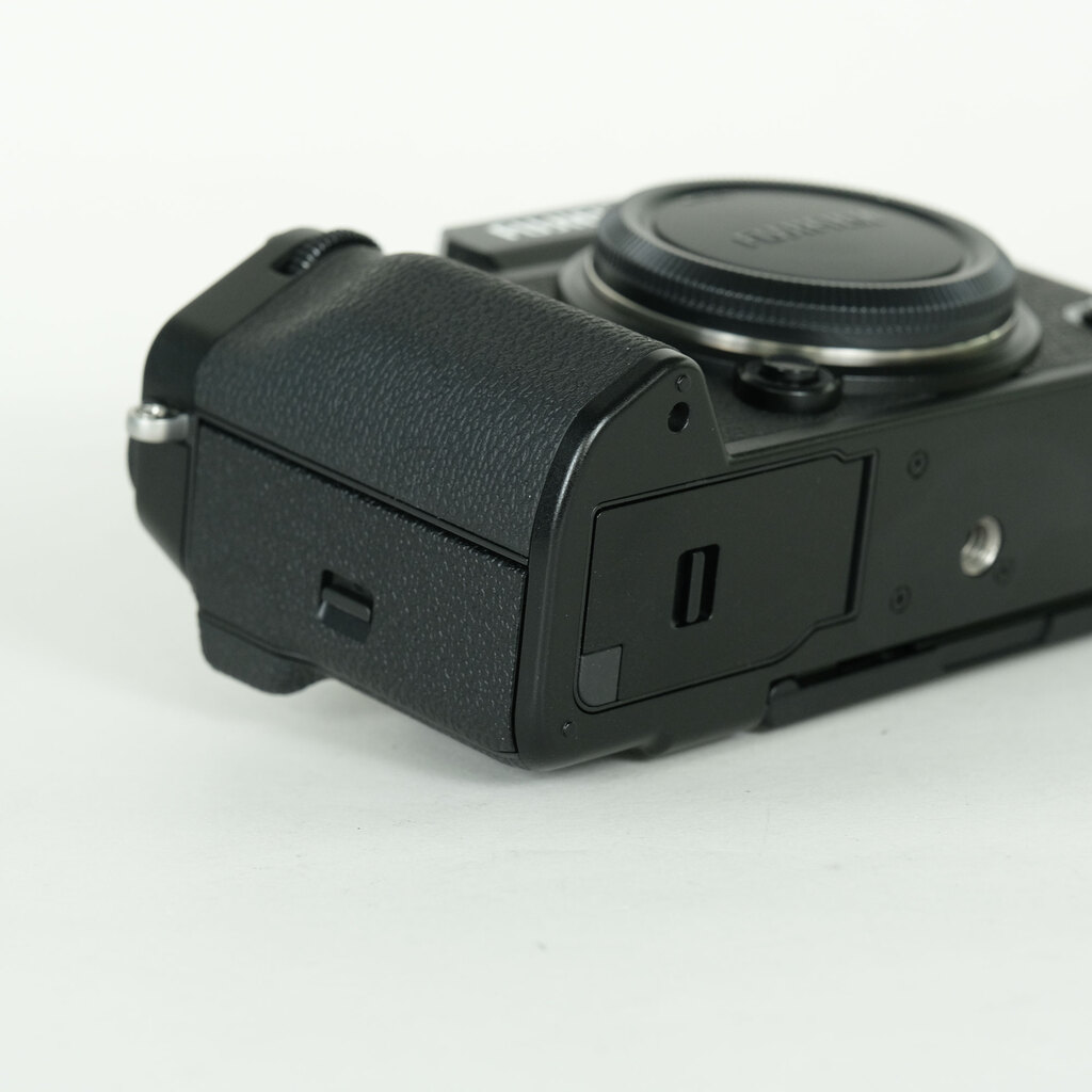 富士フイルム　X-T5 ジャンク FUJIFILM X-T5の出品 | ONE SCENE（ワンシーン）