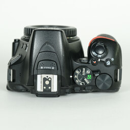 Nikon D5500