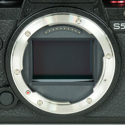 Panasonic LUMIX S5II DC-S5M2