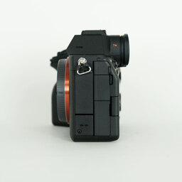 SONY α7 IV(ILCE-7M4) SONY α7 IV(ILCE-7M4)