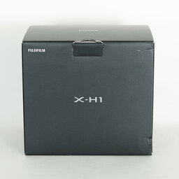 FUJIFILM X-H1