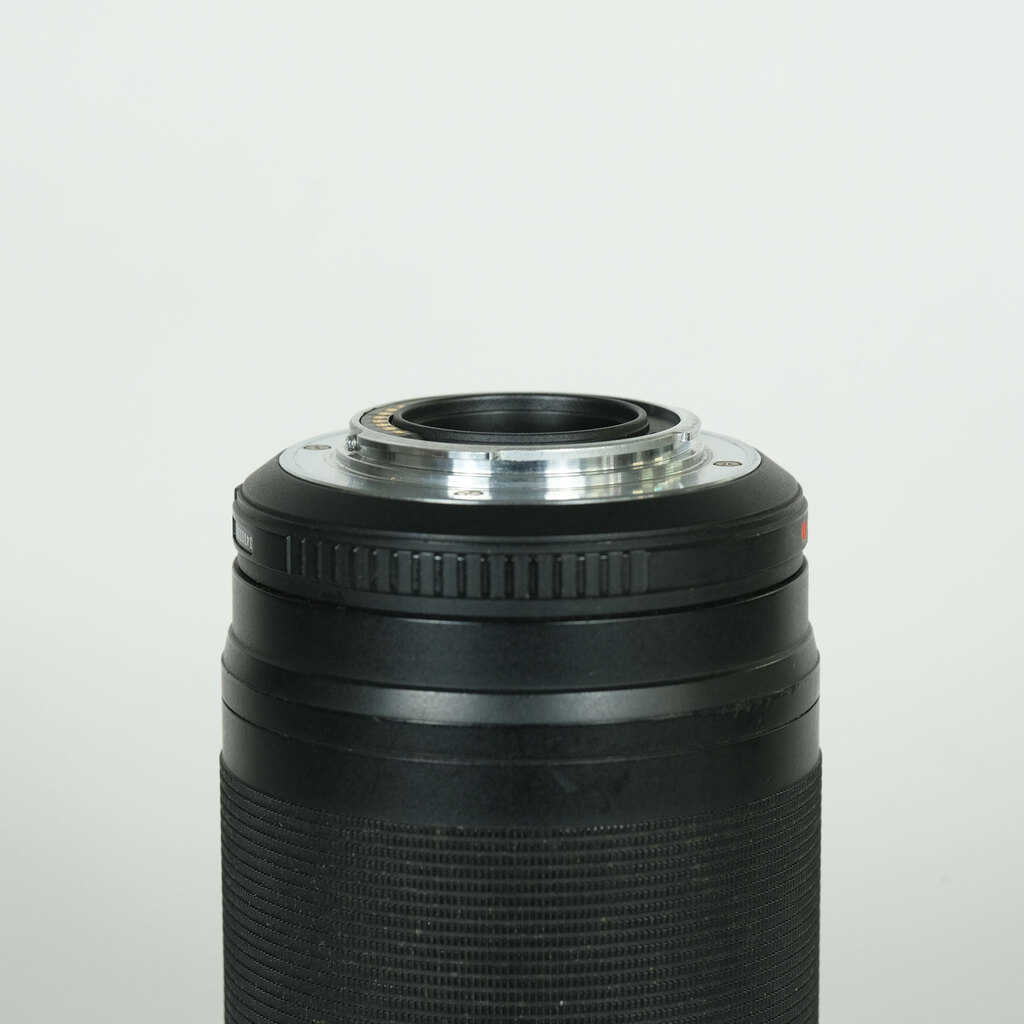 OLYMPUS M.ZUIKO DIGITAL ED 75-300mm F4.8-6.7 II OLYMPUS M.ZUIKO DIGITAL ED 75-300mm F4.8-6.7 II