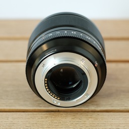 FUJIFILM XF56mmF1.2 R