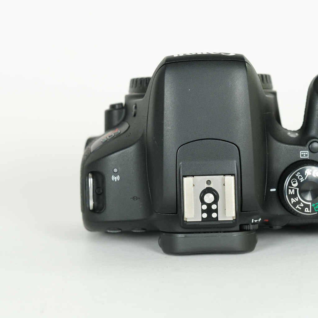 Canon EOS Kiss X9i