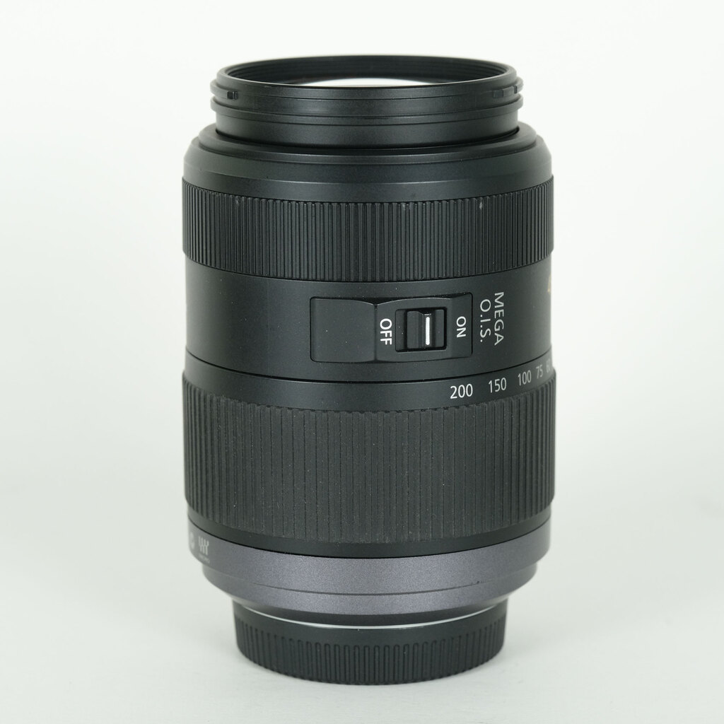 Panasonic LUMIX G VARIO 45-200mm F4.0-F5.6 MEGA O.I.S. H-FS045200 Panasonic LUMIX G VARIO 45-200mm F4.0-F5.6 MEGA O.I.S. H-FS045200