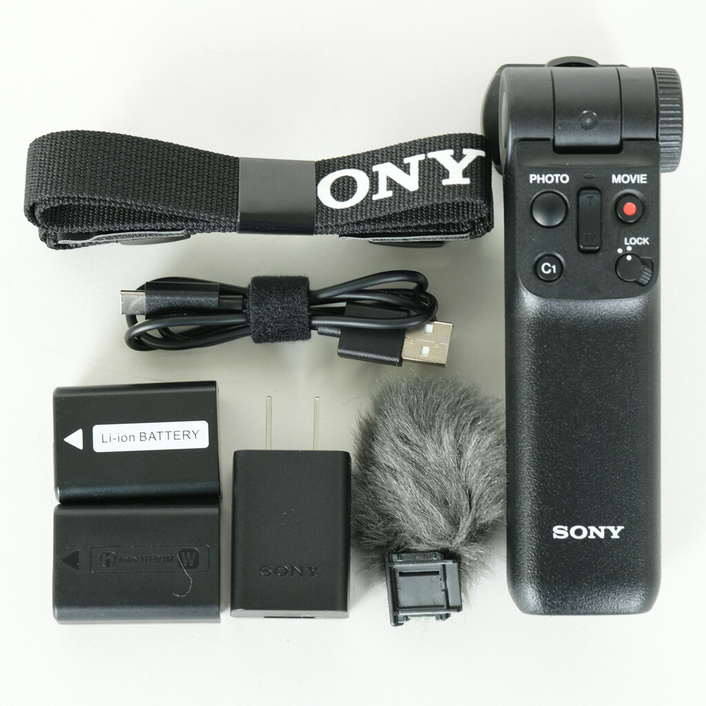 SONY VLOGCAM ZV-E10