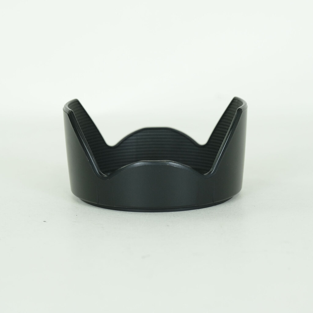 SONY E18-200mm F3.5-6.3 OSS LE SEL18200LE