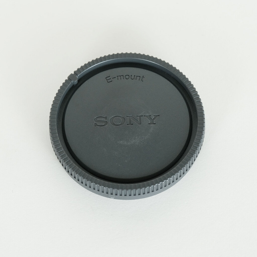 SONY E 35mm F1.8 OSS SEL35F18