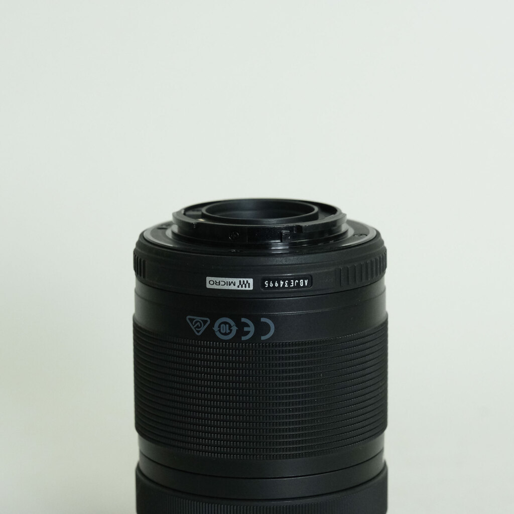 OLYMPUS M.ZUIKO DIGITAL ED 40-150mm F4.0-5.6 R OLYMPUS M.ZUIKO DIGITAL ED 40-150mm F4.0-5.6 R